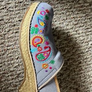 Dansko size 38 clogs